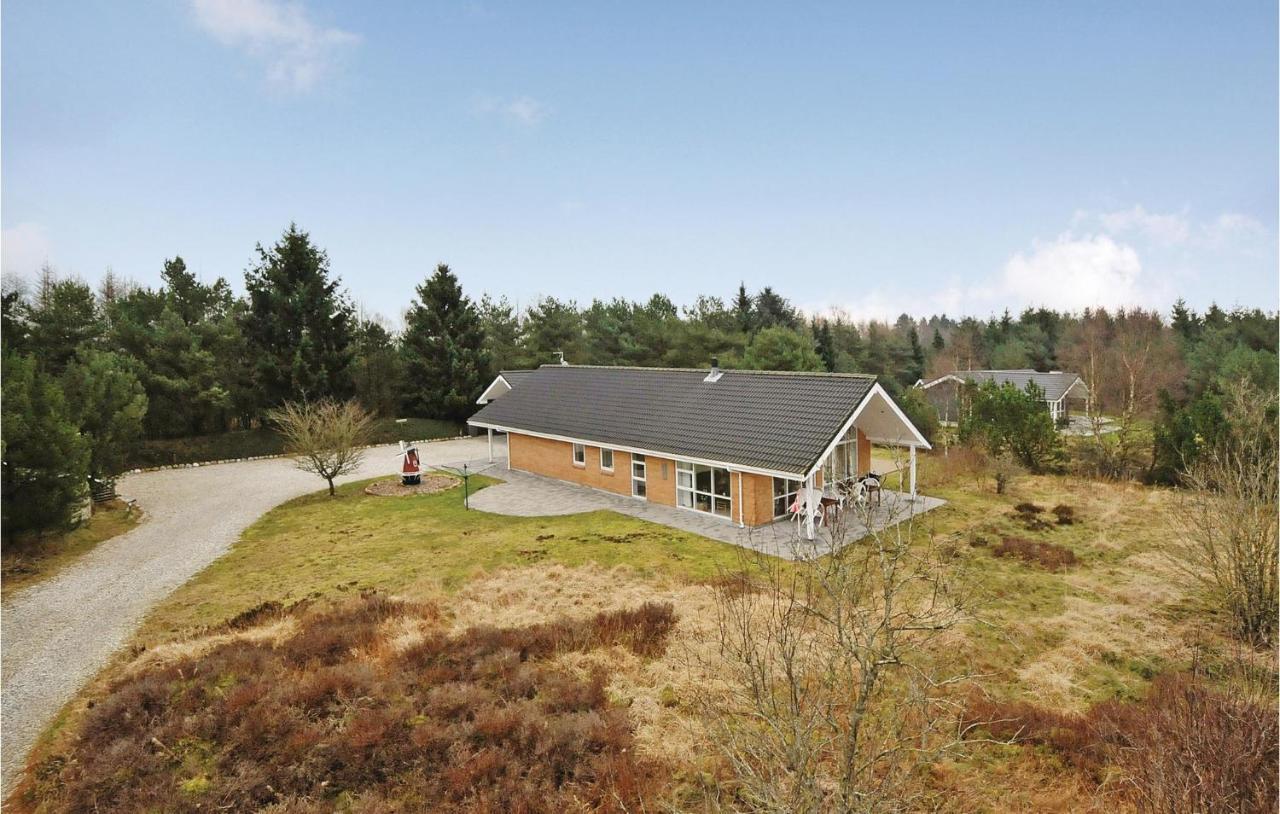 7 Bedroom Stunning Home In Herning Kølkær Exterior foto